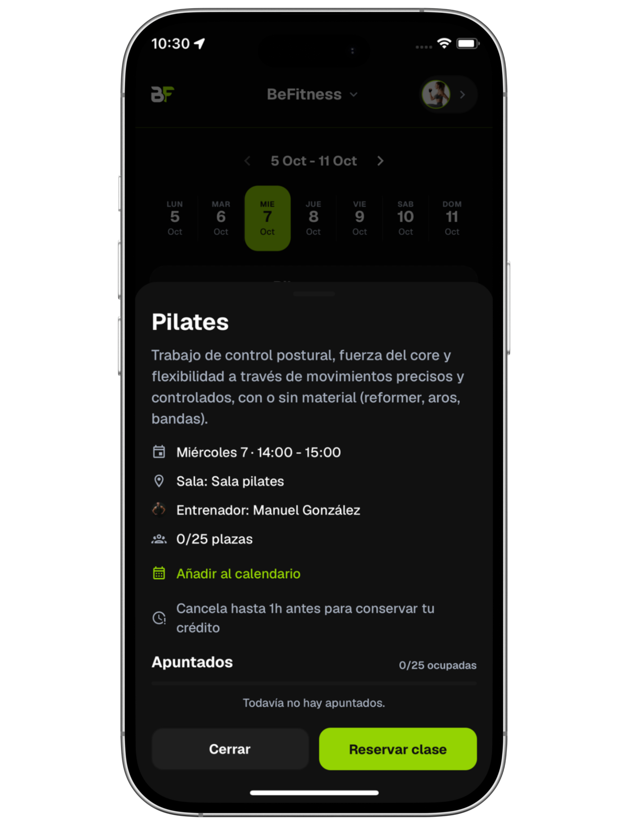 Detalle de una sesión de Pilates en la app del socio con el nombre del instructor, el horario y la sala
